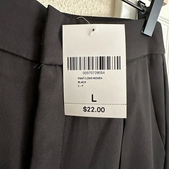 Forever 21 Black Cropped Dress Pants Size: Large - Picture 5 of 6